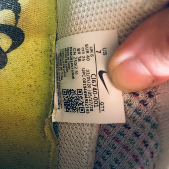 COPY - Nike Air Vapor Max shoes size 7 women’s - Picture 4 of 7